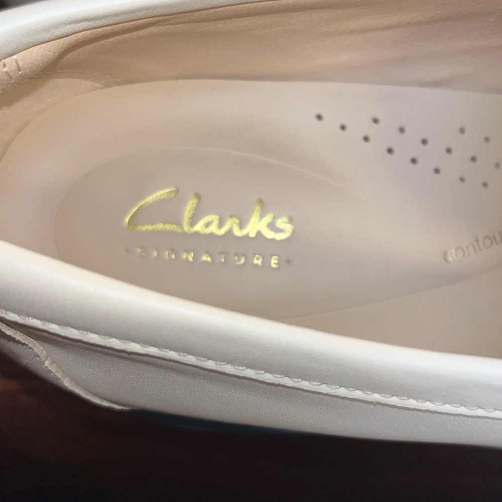 Clarks loafer 8.5 - Picture 3 of 10